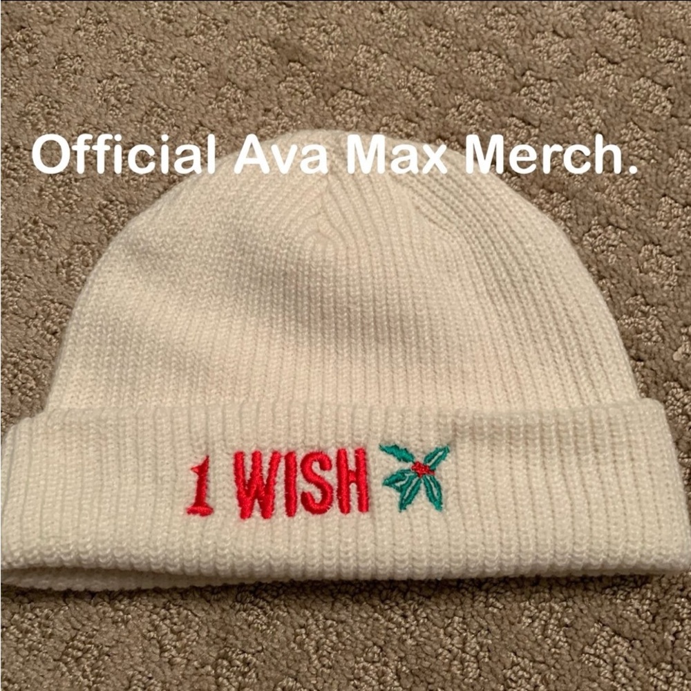 🖤Ava Max 1 Wish Beanie
